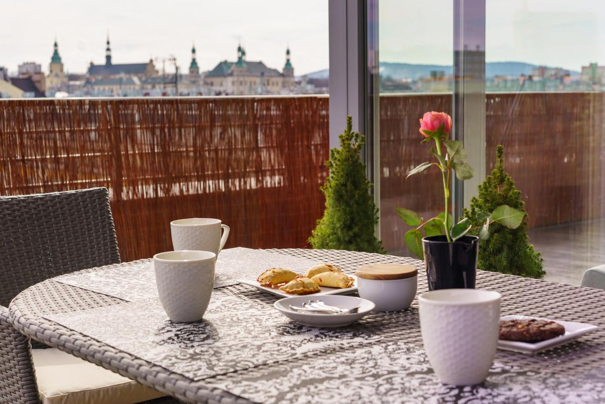 Apartament z tarasem Kielce Kültér fotó